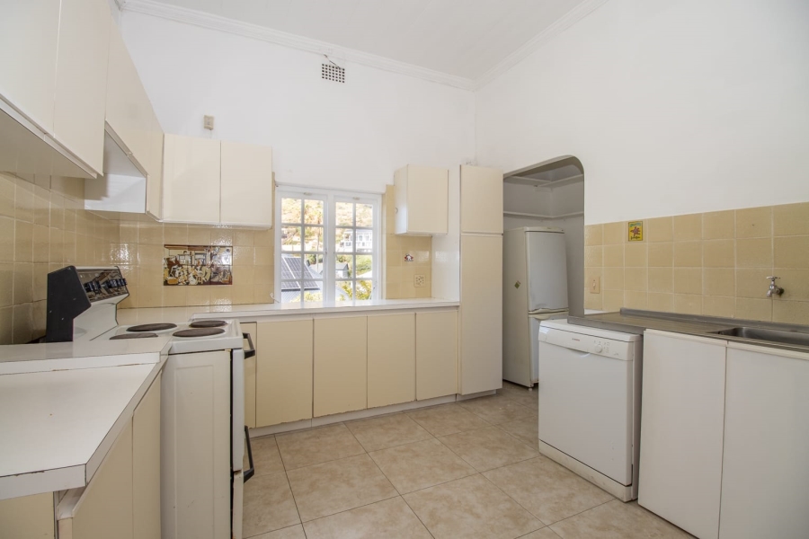 To Let 3 Bedroom Property for Rent in Kalk Bay Western Cape